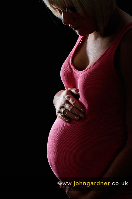 pregnancy shoots in Wakefield, Leeds & Barnsley